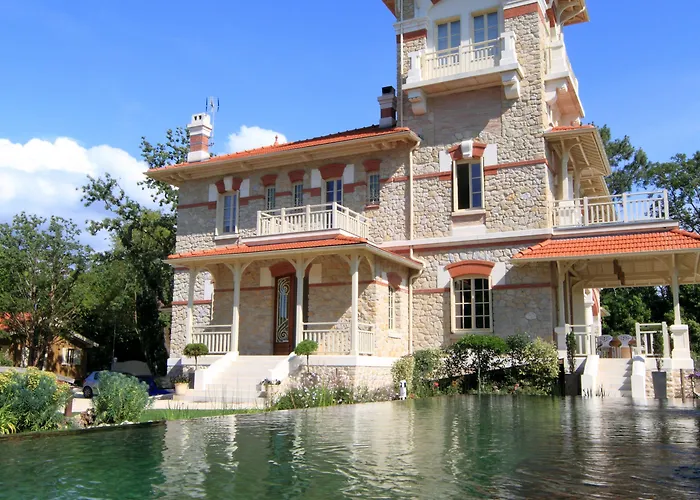 La Tosca لانتون