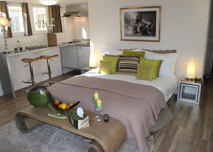 La Tosca لانتون