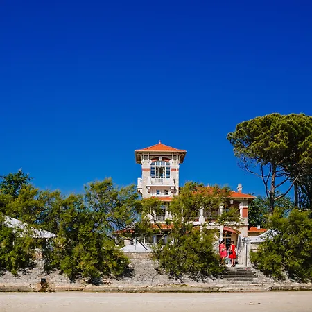 La Tosca Villa