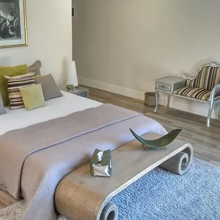 ヴィラ La Tosca ラントン